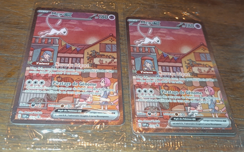 Cartes Pokémon Mew 053 & Mewtwo 052 Promos Ultra Premium Mew Scellées FR